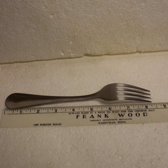 Cambridge Marine Life Starfish Satin Pattern Fork - Picture 3 of 4